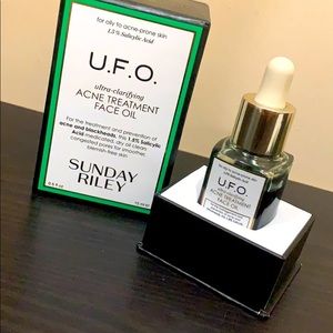 FREE WITH PURCHASE Acne Treatment